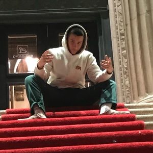 Meet your Posher, Ethan